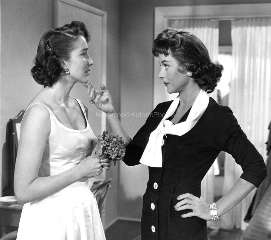 Julie Adams 1957.jpg